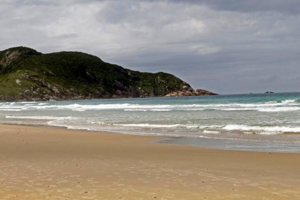 Casa Com Piscina Em Frente A Praia Do Santinho Florianopolis Exterior photo